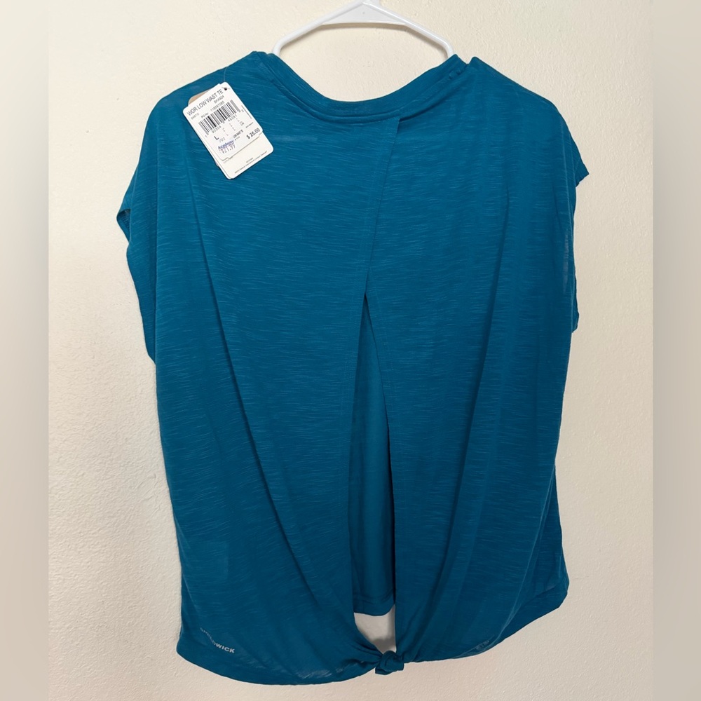 NEW Reebok Women’s Large WOR AC TEE Low Waste women's athletic top